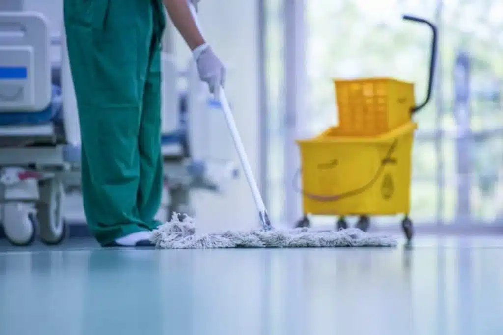 Industrial Cleaning job in Canada for Immigrants